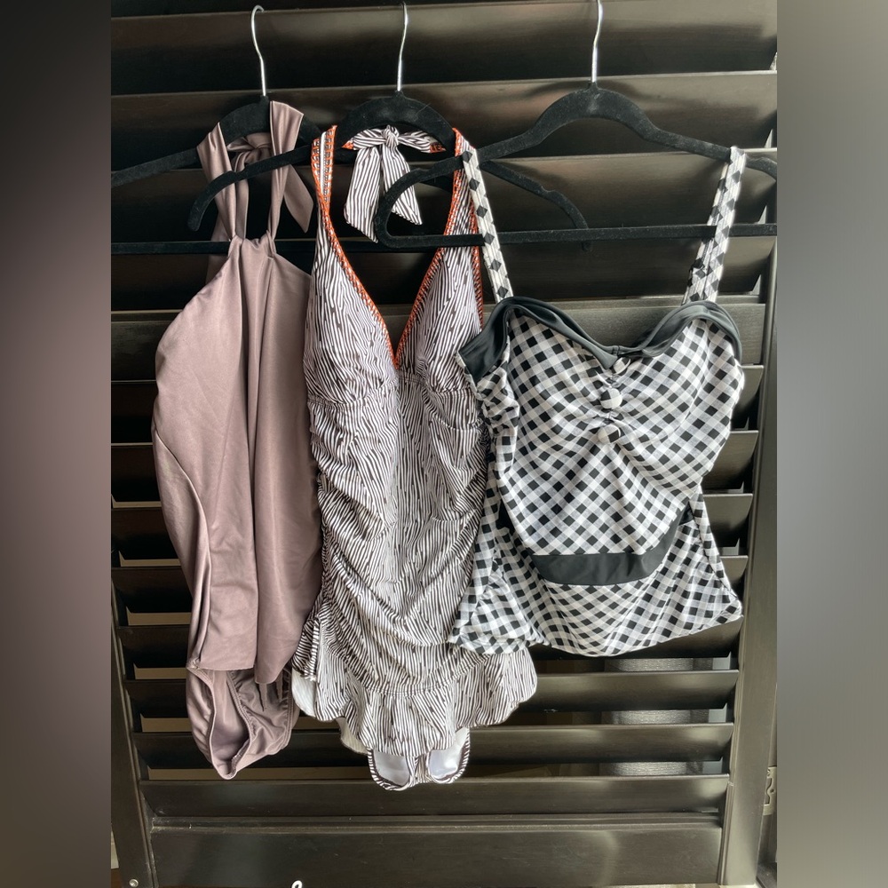 Lot of 3 swimsuits Size M pink  animal print black and white